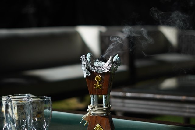 بخور عود كمبودي فاخر 50 غرام