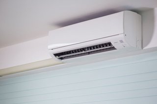ተንቀሳቃሽ የአየር ማቀዝቀዣ 12000 BTU